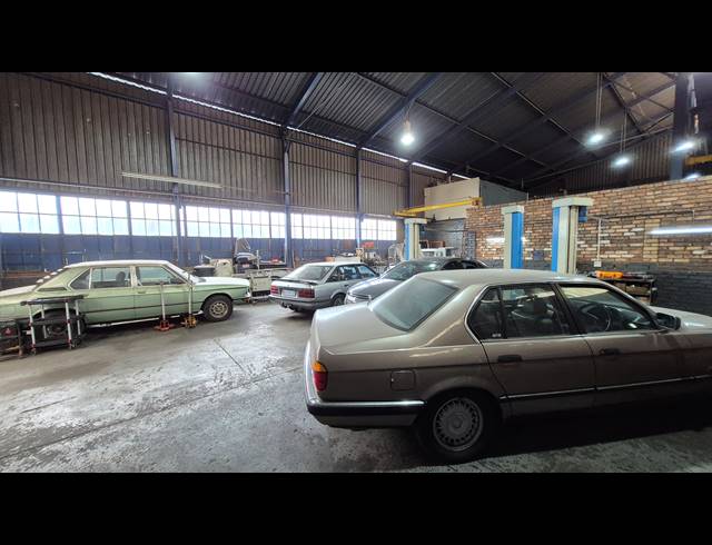 1,480M² FACTORY FOR SALE IN ANDERBOLT